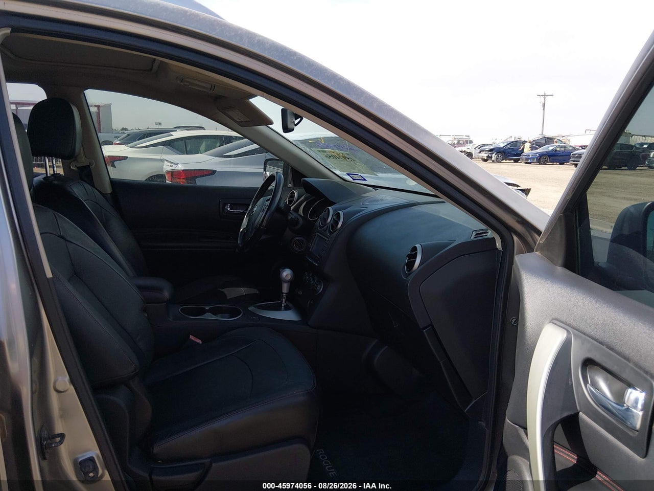 2011 NISSAN ROGUE SV · 5/11