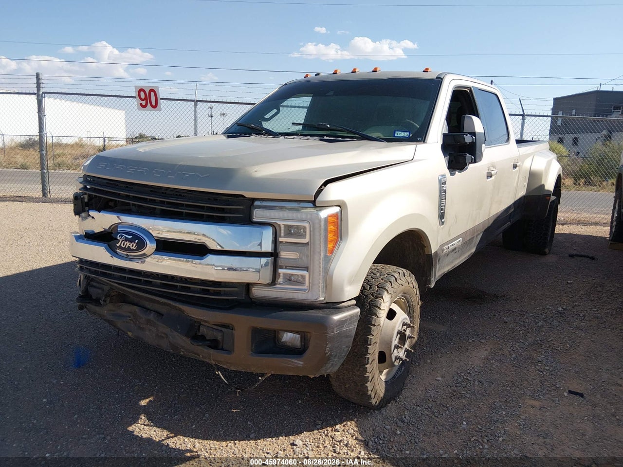 2017 FORD F-350 KING RANCH · 2/4