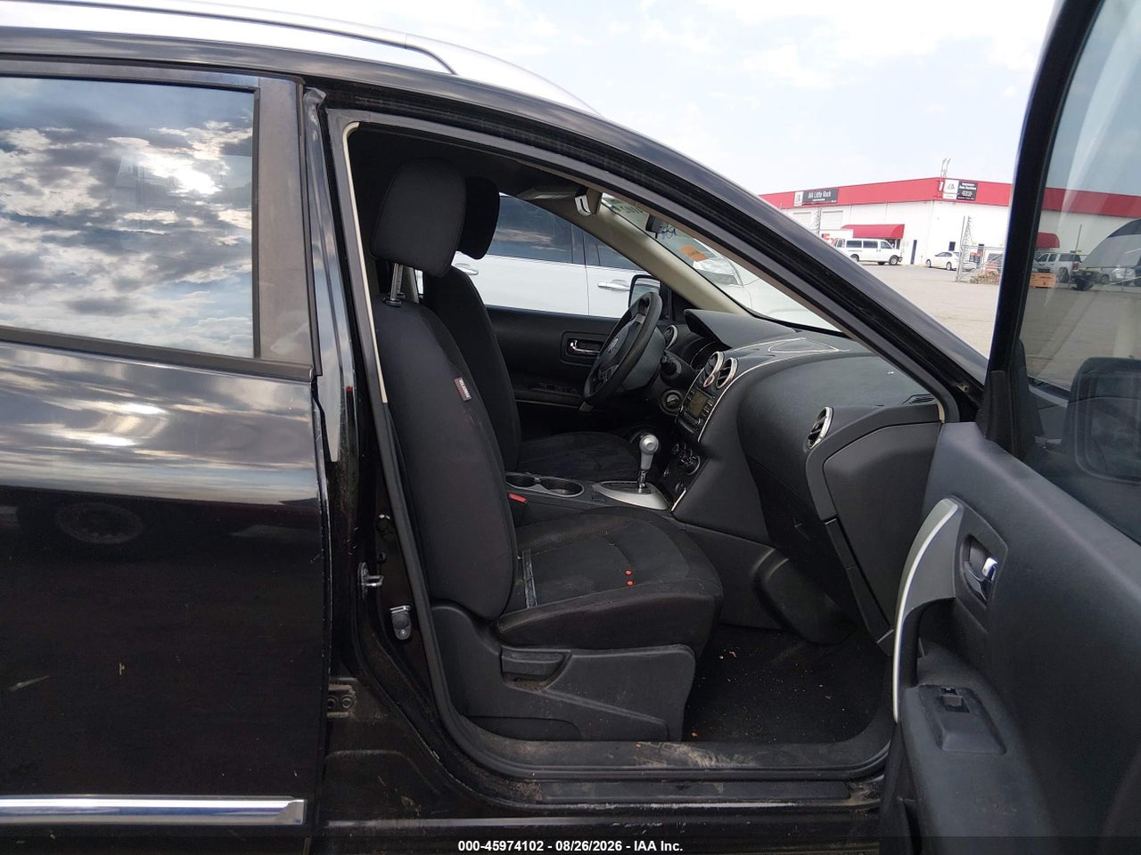 2015 NISSAN ROGUE SELECT S · 5/11