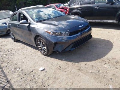 3KPF24AD1PE****** · 2023 KIA FORTE LXS