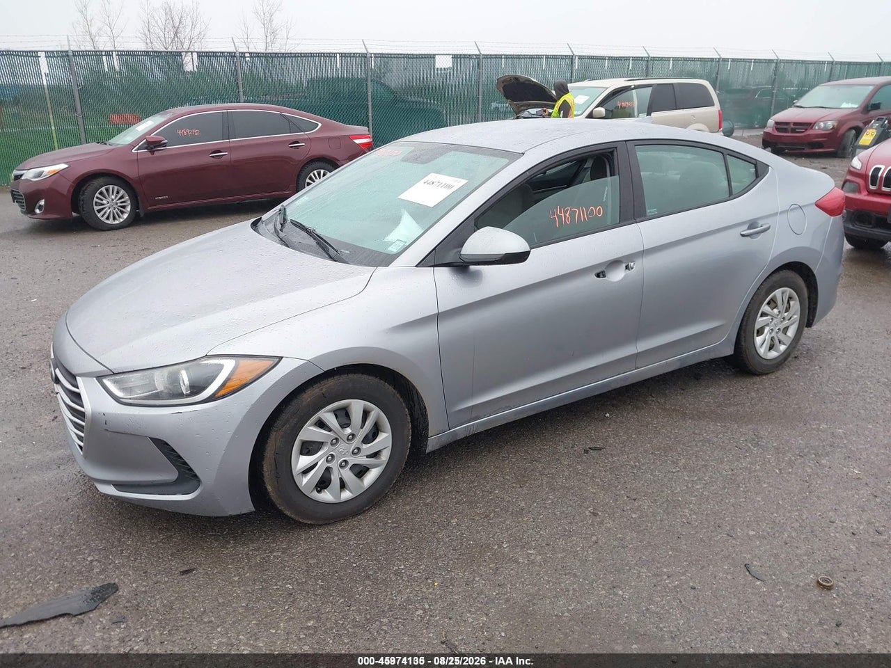 2017 HYUNDAI ELANTRA SE · 2/10