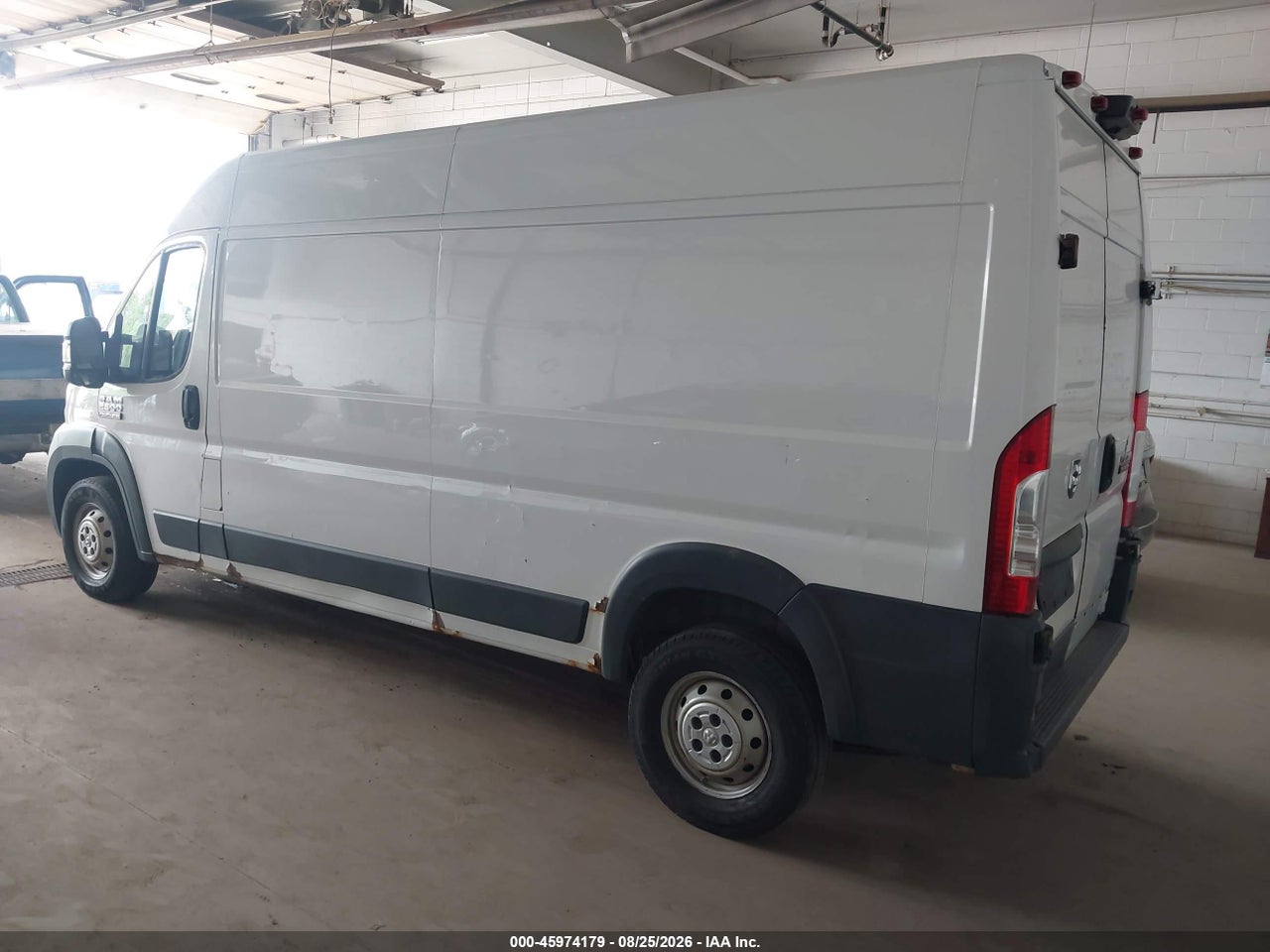 2016 RAM PROMASTER 2500 HIGH ROOF · 3/11