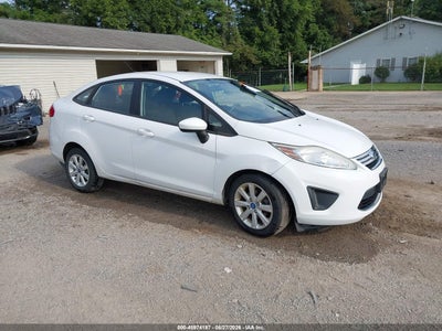 3FADP4BJ2CM****** · 2012 FORD FIESTA SE