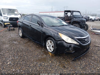 5NPEB4AC8DH****** · 2013 HYUNDAI SONATA GLS
