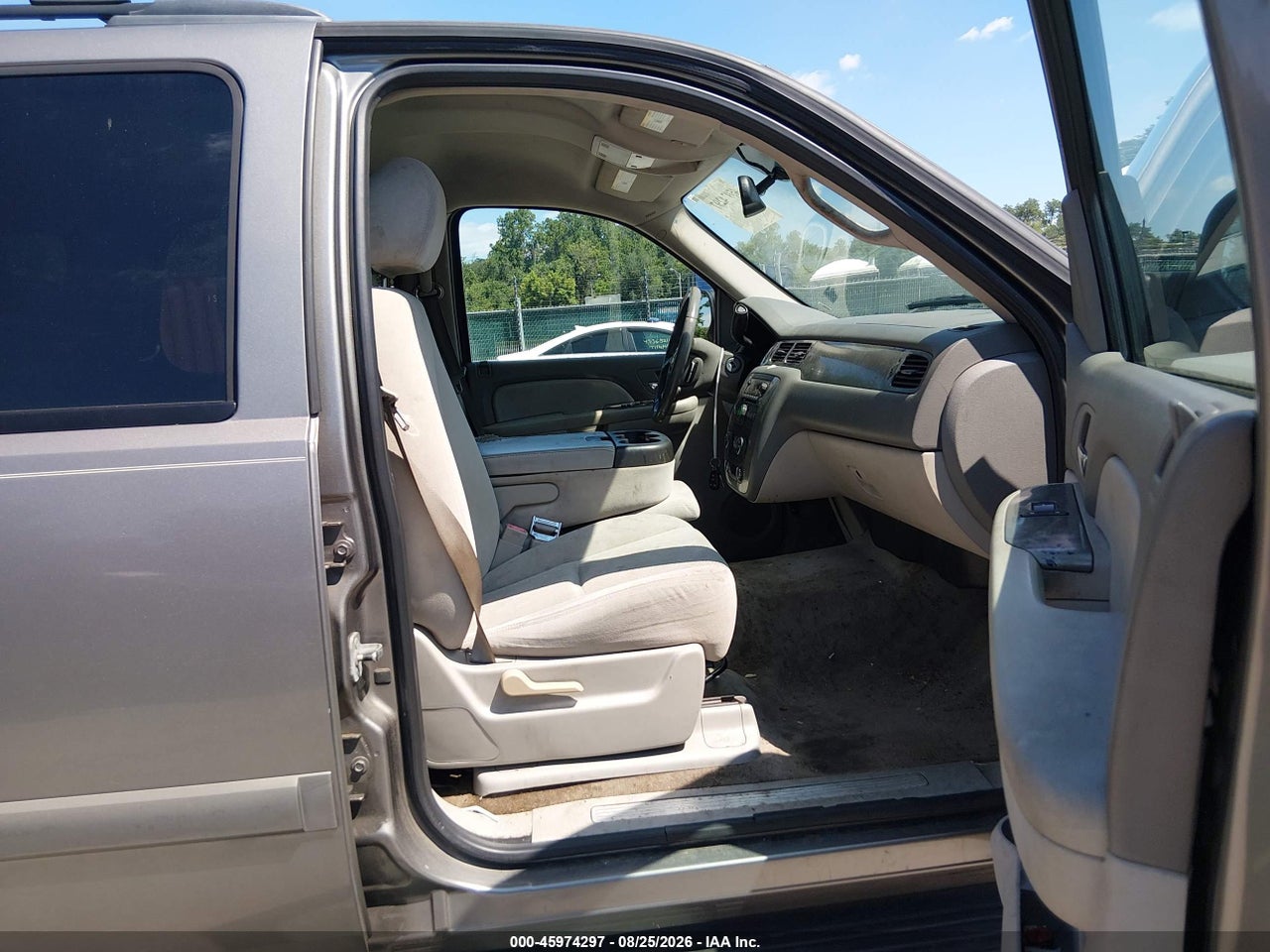 2008 CHEVROLET TAHOE LS · 5/11