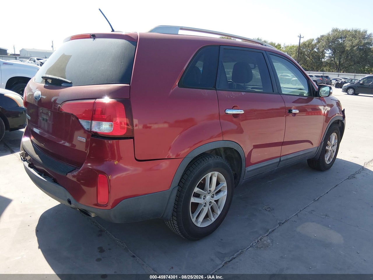 2015 KIA SORENTO LX V6 · 4/11