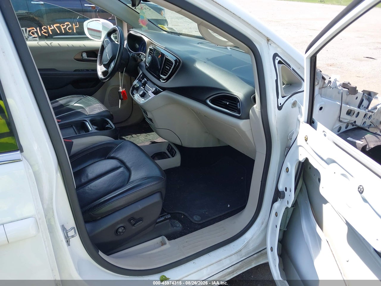 2018 CHRYSLER PACIFICA TOURING L · 5/11
