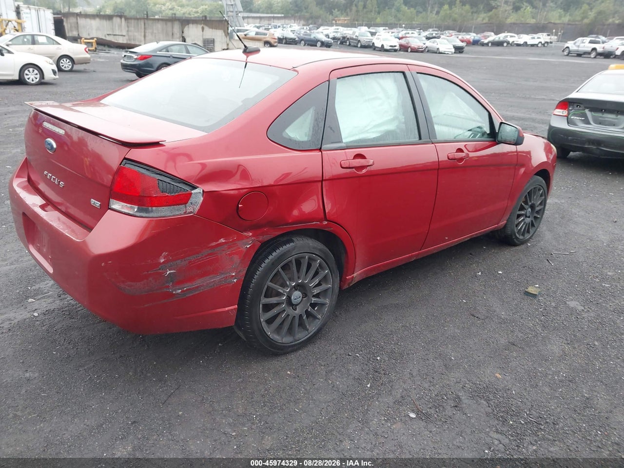 2010 FORD FOCUS SES · 4/11