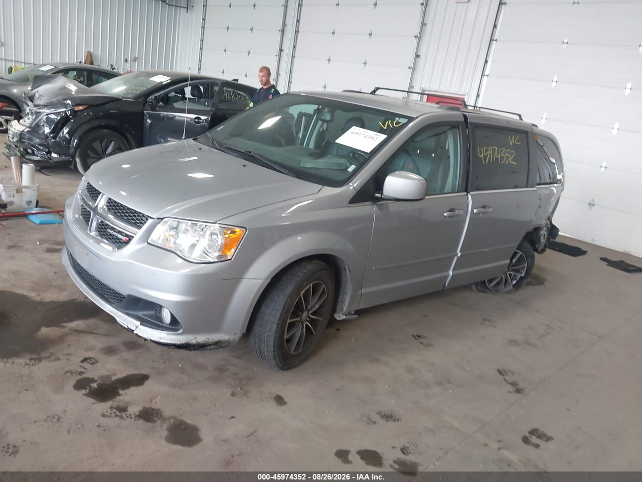 2017 DODGE GRAND CARAVAN SXT · 2/11