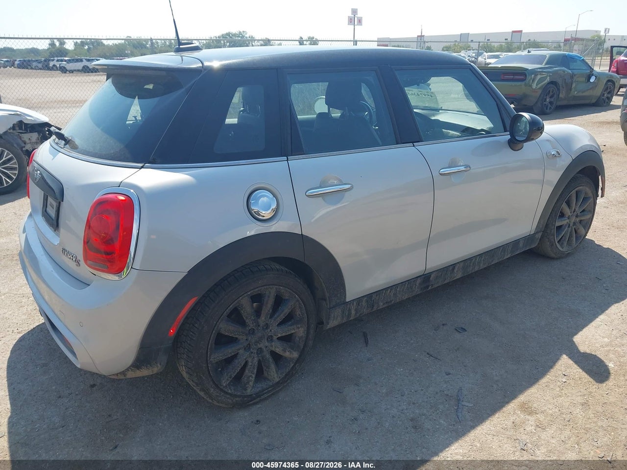 2015 MINI HARDTOP COOPER S · 4/11