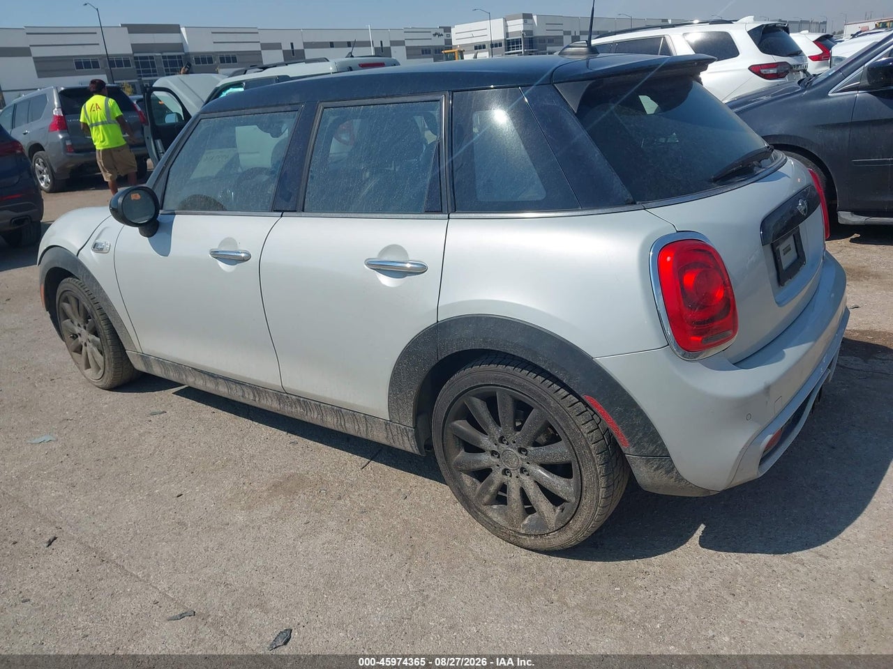 2015 MINI HARDTOP COOPER S · 3/11
