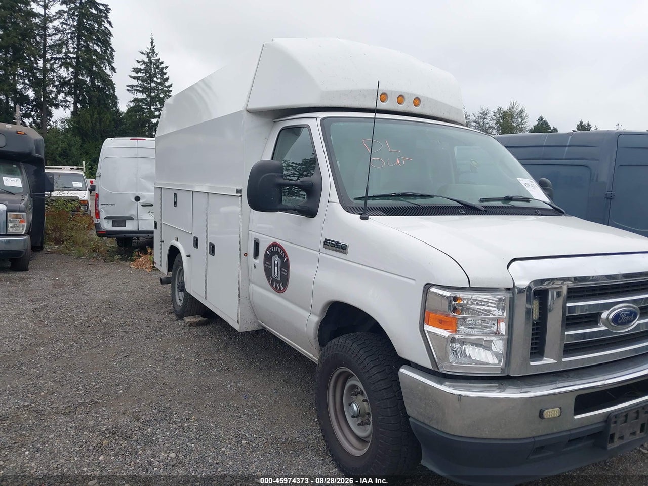2022 FORD E-350 CUTAWAY