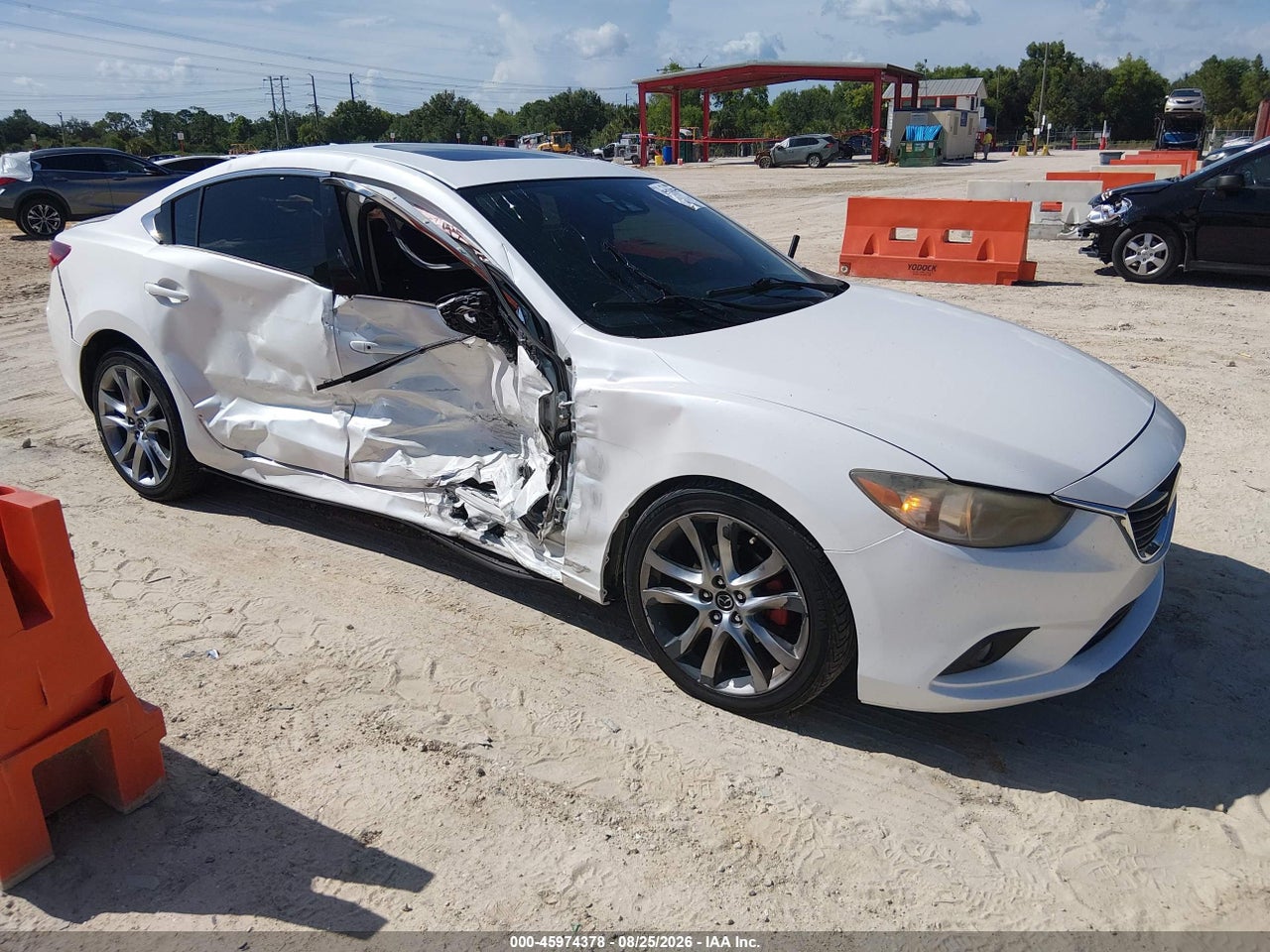 JM1GJ1W51F1****** · 2015 MAZDA MAZDA6 I GRAND TOURING