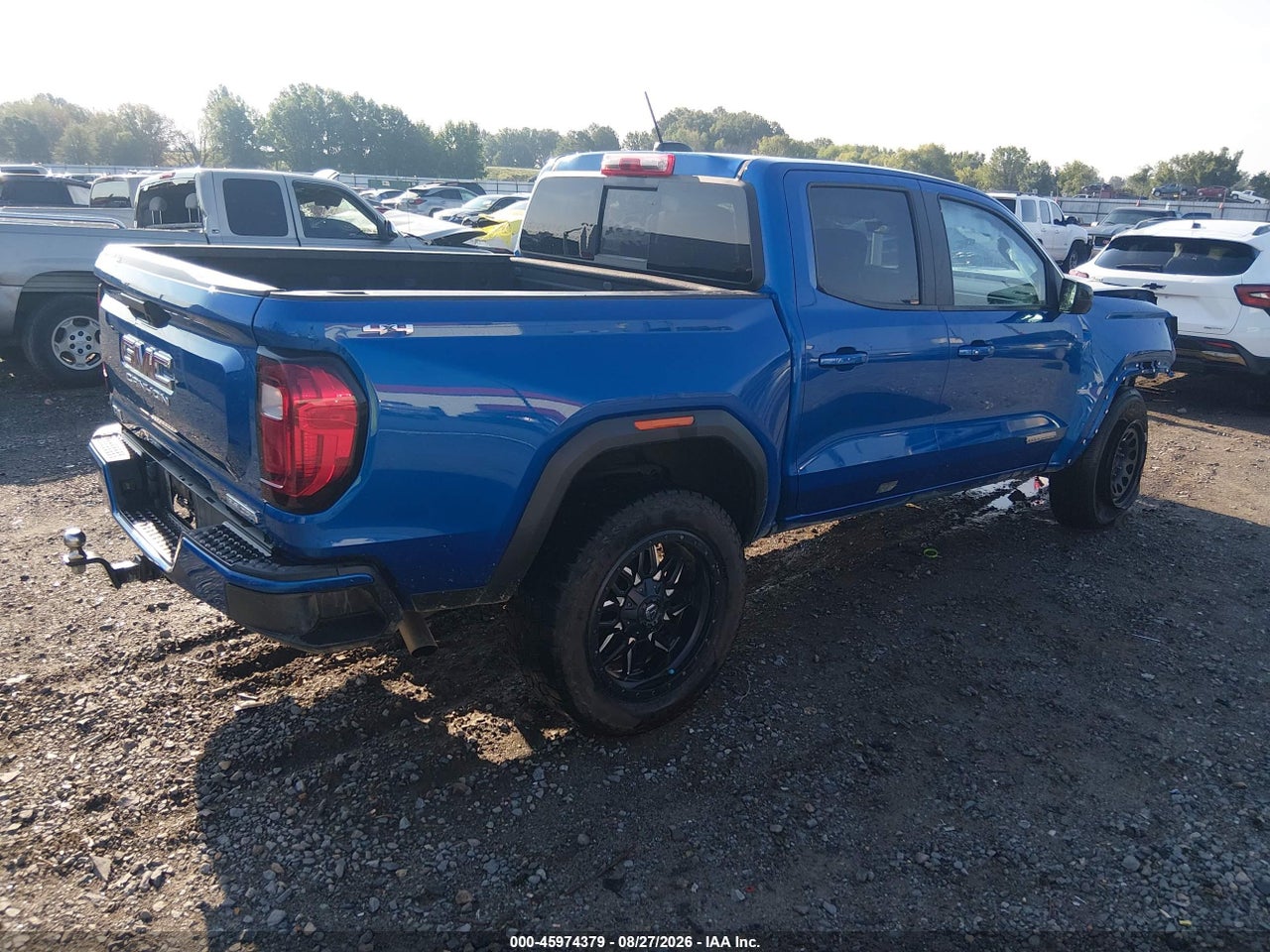 2023 GMC CANYON 4WD  SHORT BOX ELEVATION · 4/11