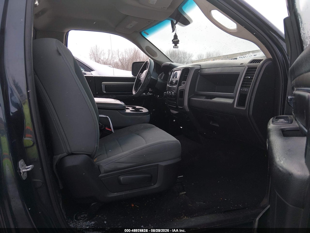2016 RAM 1500 TRADESMAN · 5/11