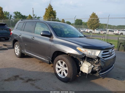 2011 TOYOTA HIGHLANDER SE V6