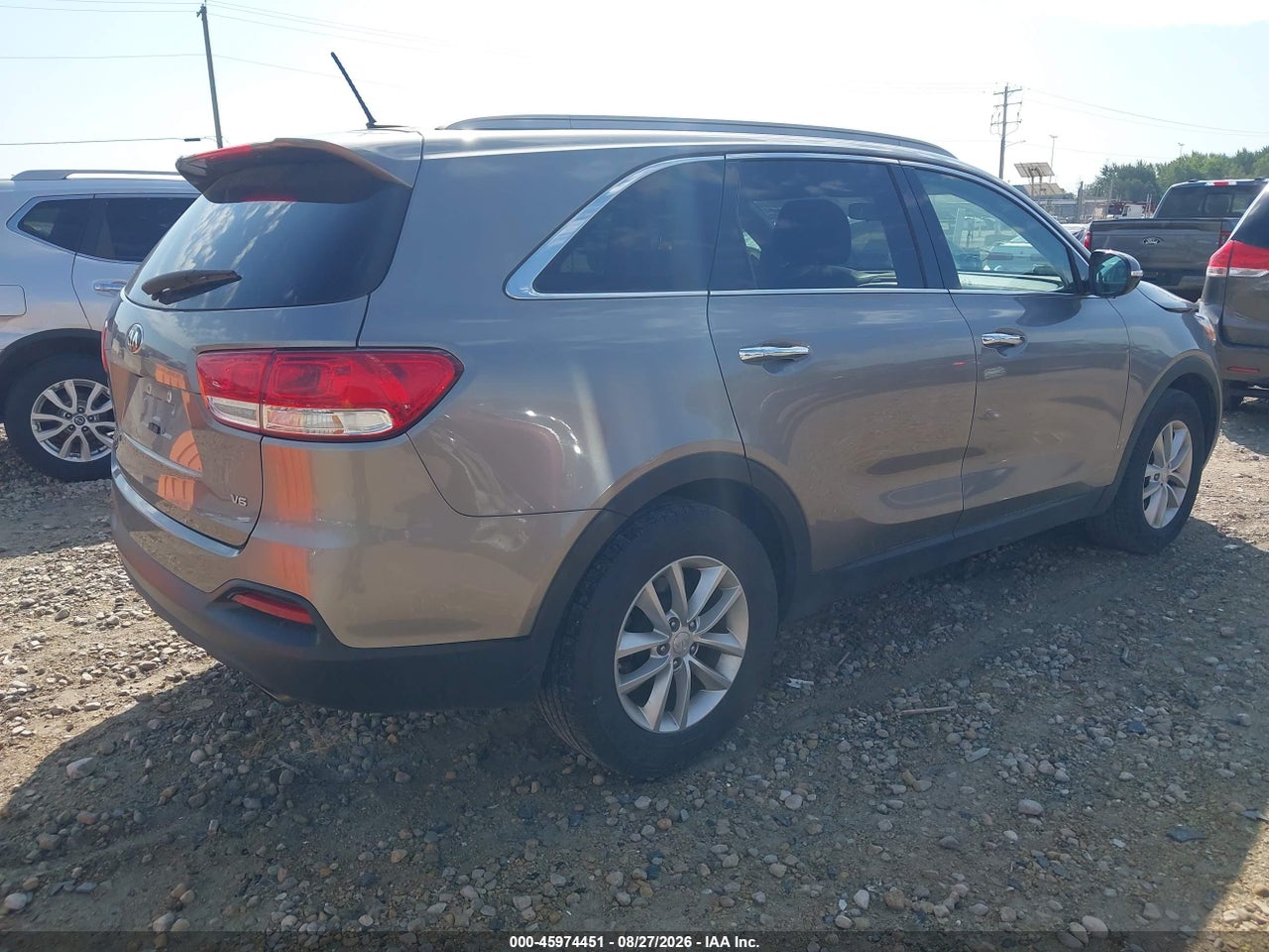 2017 KIA SORENTO 3.3L LX · 4/11