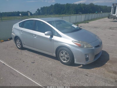 2010 TOYOTA PRIUS III