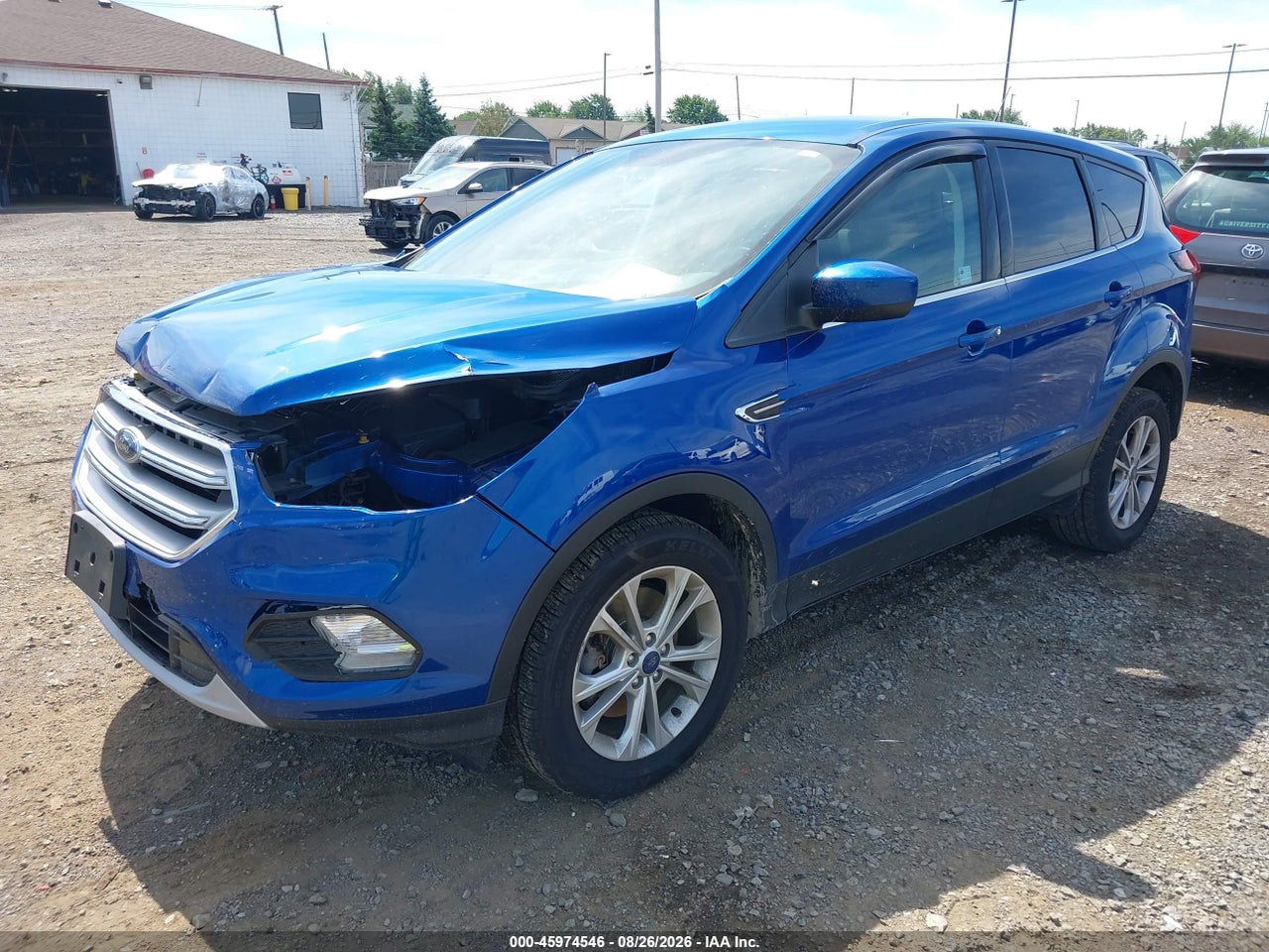 2019 FORD ESCAPE SE · 2/11