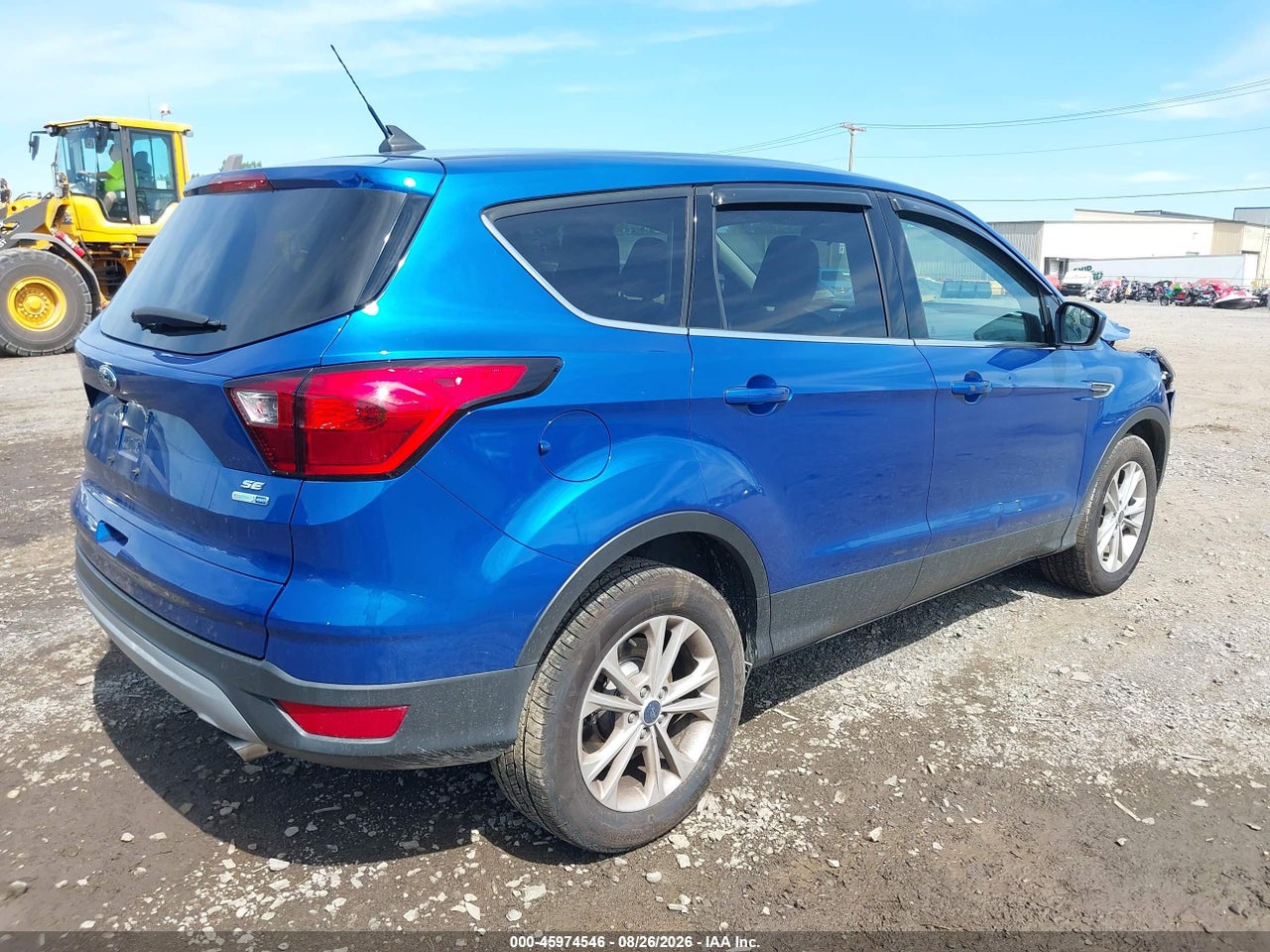 2019 FORD ESCAPE SE · 4/11