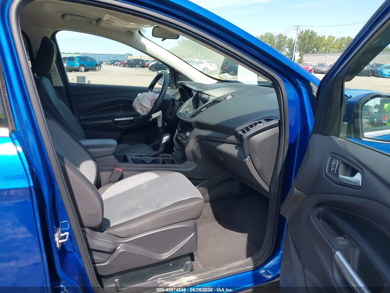 2019 FORD ESCAPE SE · 5/11