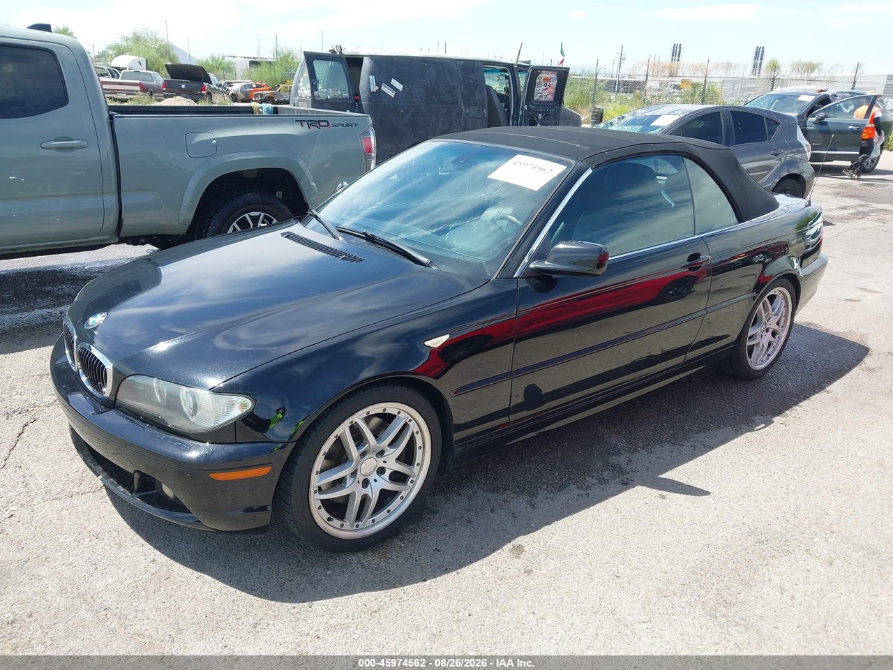 2006 BMW 330CI · 2/11
