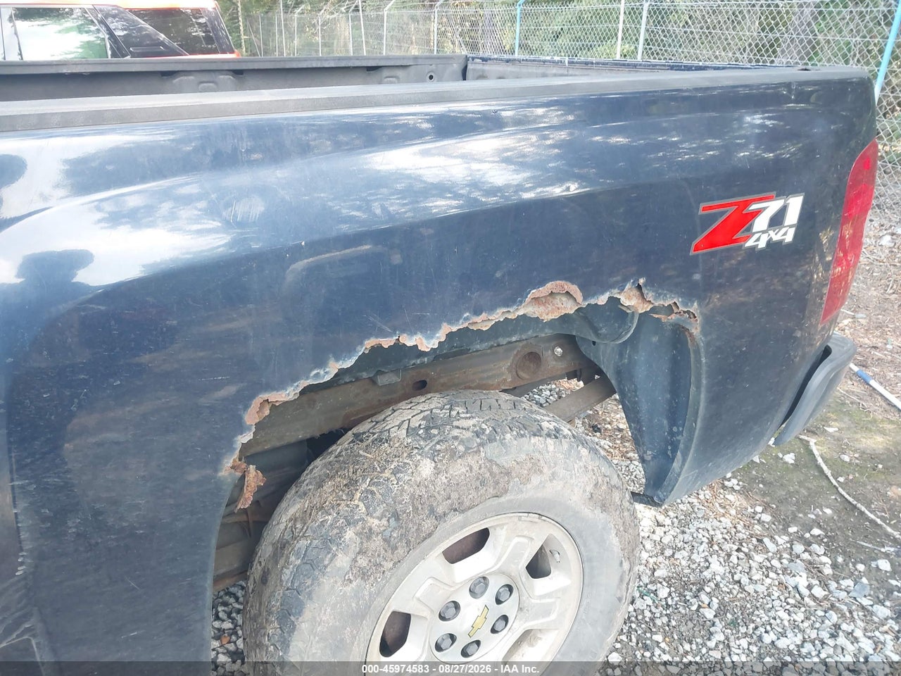 2012 CHEVROLET SILVERADO 1500 LT · 6/11