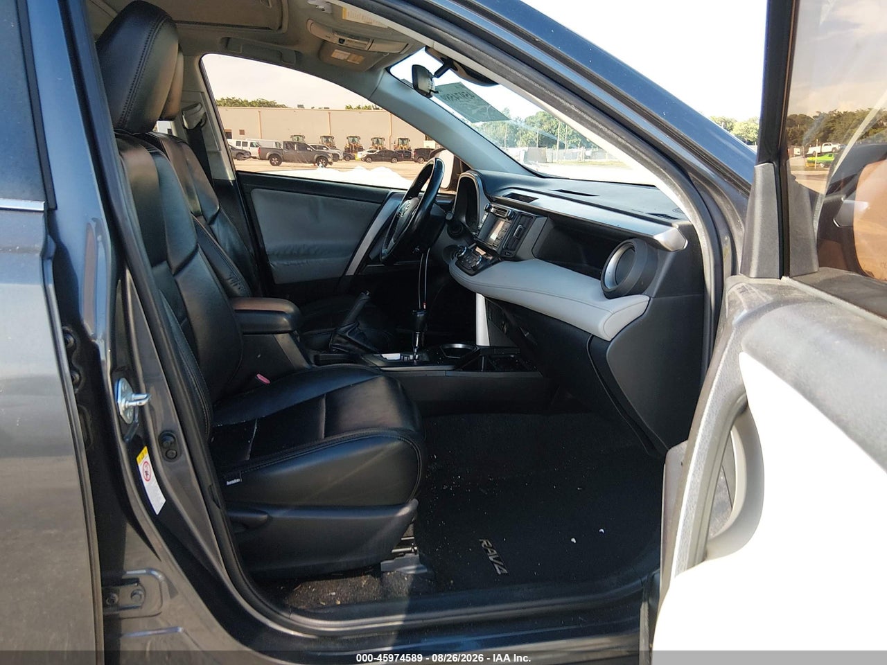 2017 TOYOTA RAV4 XLE · 5/11