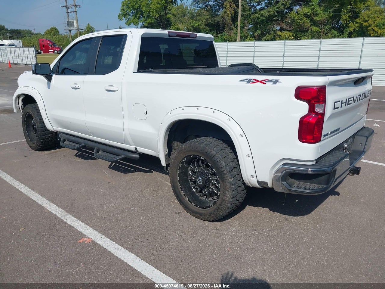 2021 CHEVROLET SILVERADO 1500 4WD  STANDARD BED LT WITH 2FL · 3/11