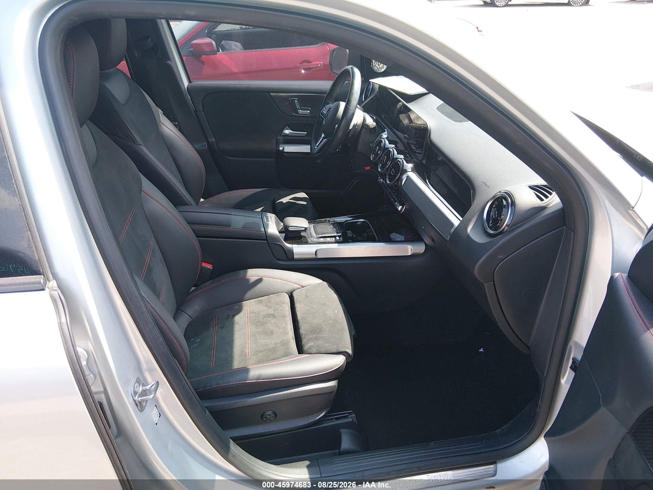 2023 MERCEDES-BENZ GLB 250 4MATIC · 5/11