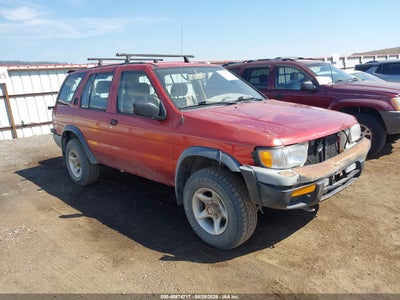 1996 NISSAN PATHFINDER LE/SE/XE