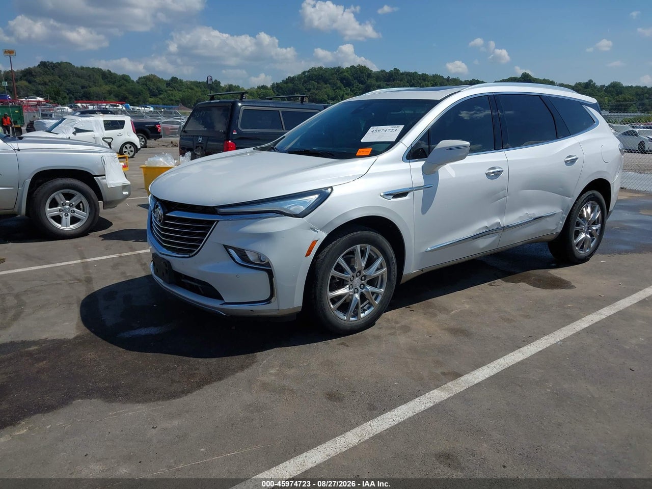 2022 BUICK ENCLAVE AWD ESSENCE · 2/11