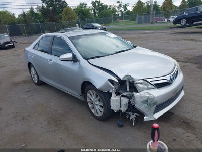 4T1BD1FK5DU****** · 2013 TOYOTA CAMRY HYBRID XLE