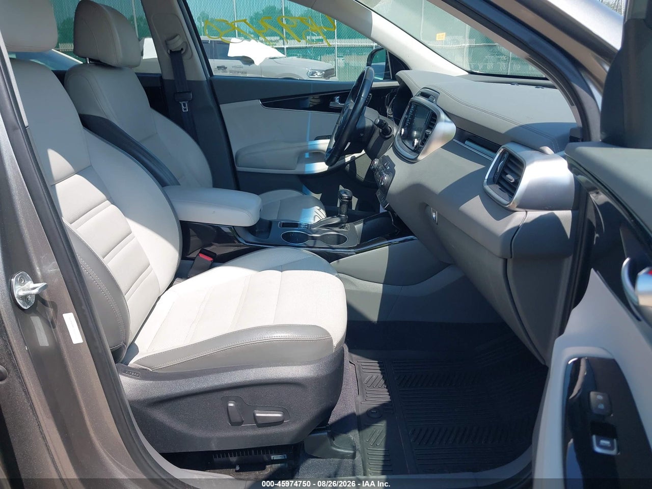 2017 KIA SORENTO 3.3L SX · 5/11