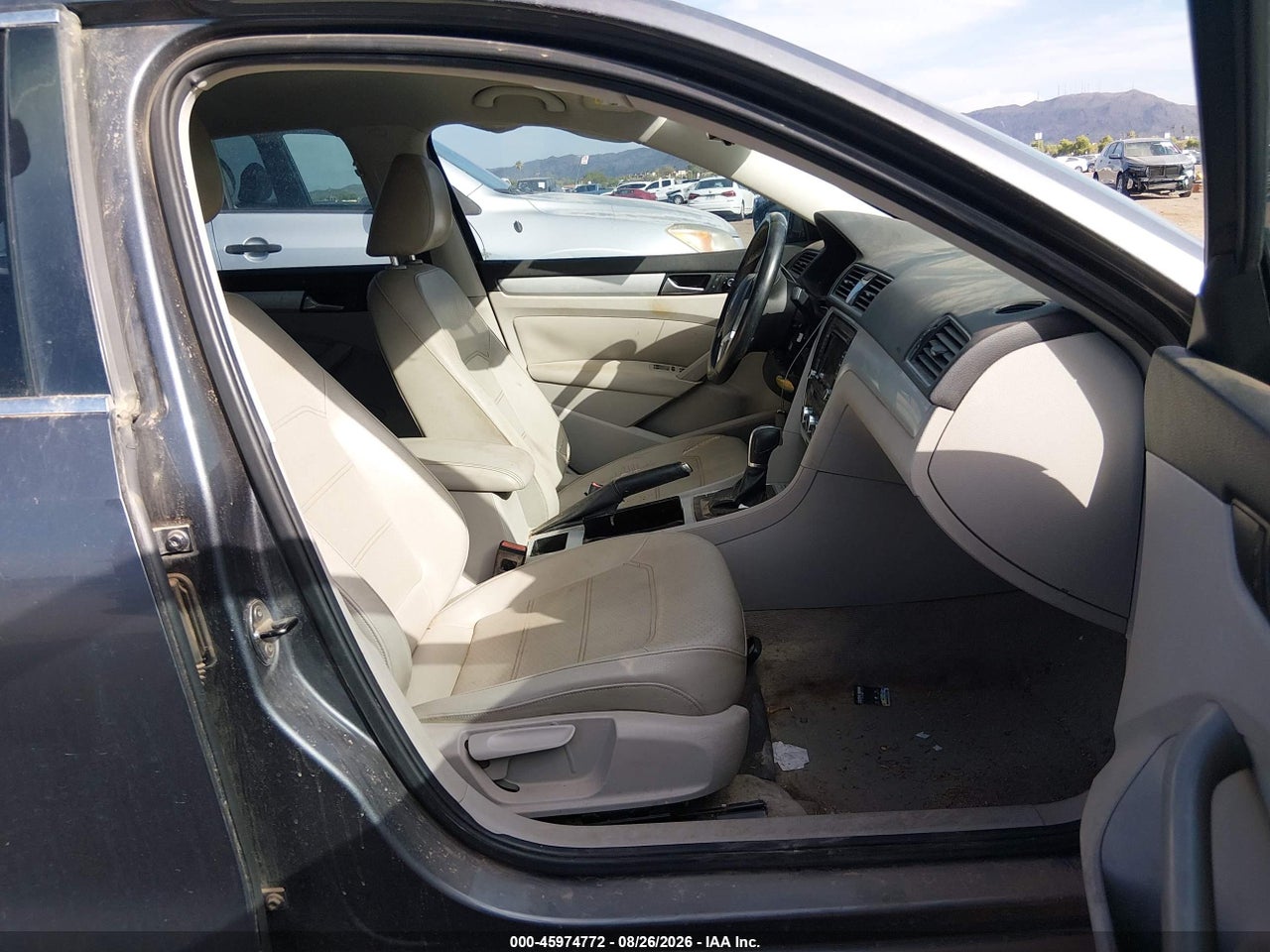 2012 VOLKSWAGEN PASSAT 2.5L SE · 5/10