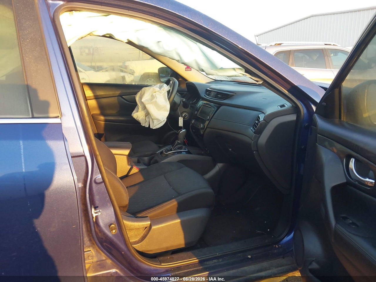 2018 NISSAN ROGUE S · 5/11