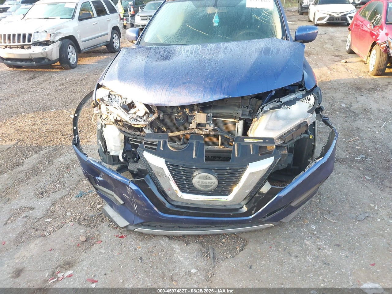 2018 NISSAN ROGUE S · 6/11
