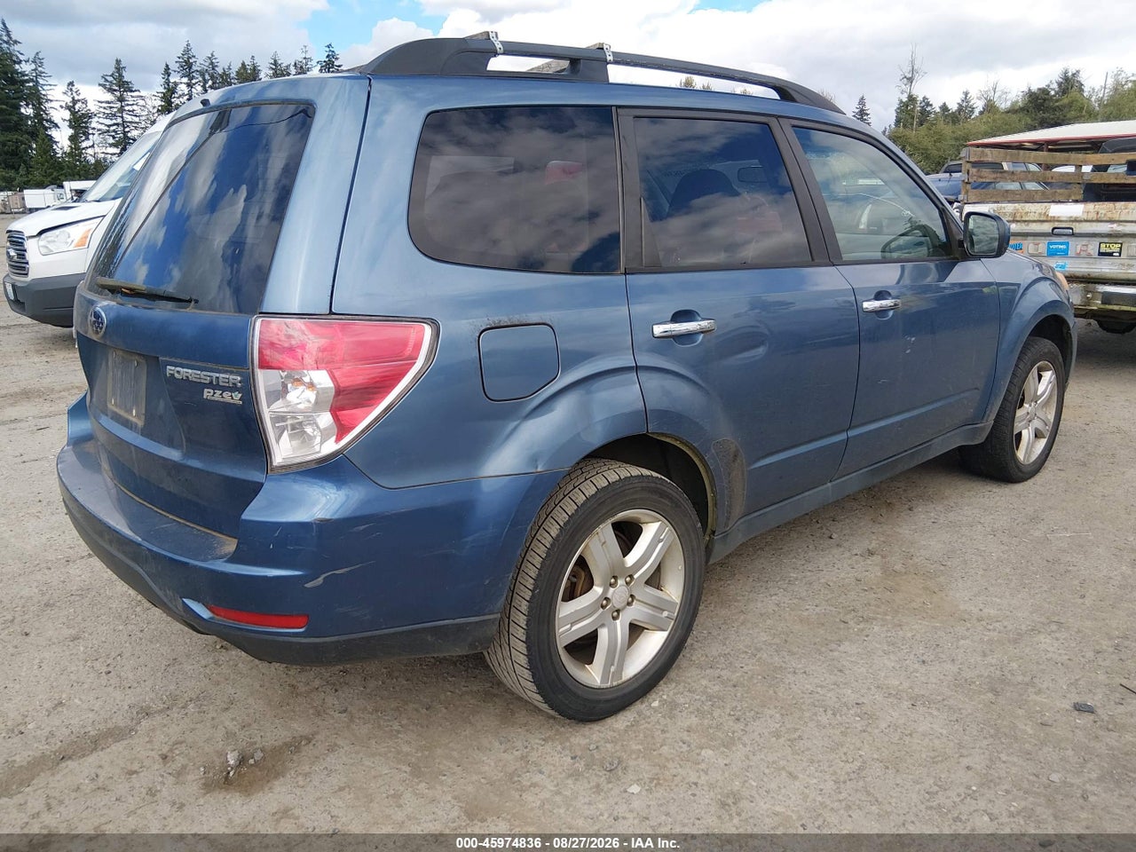 2010 SUBARU FORESTER 2.5X PREMIUM · 4/11