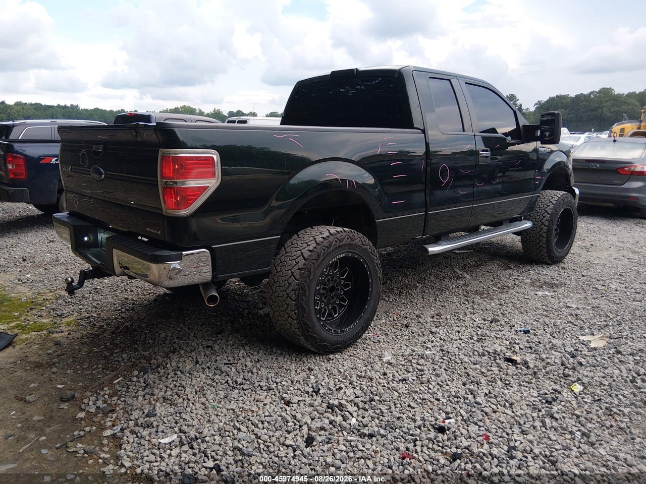2013 FORD F-150 XLT · 4/11