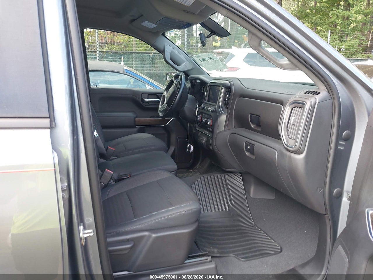 2019 CHEVROLET SILVERADO 1500 LT · 5/11