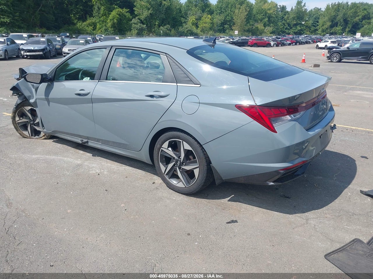 2022 HYUNDAI ELANTRA LIMITED · 3/11