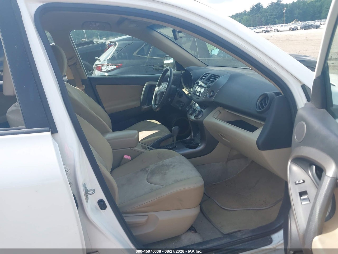 2010 TOYOTA RAV4 · 5/11