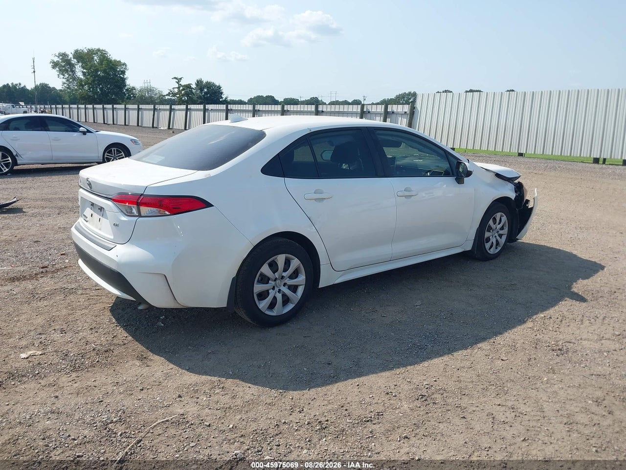 2021 TOYOTA COROLLA LE · 4/11