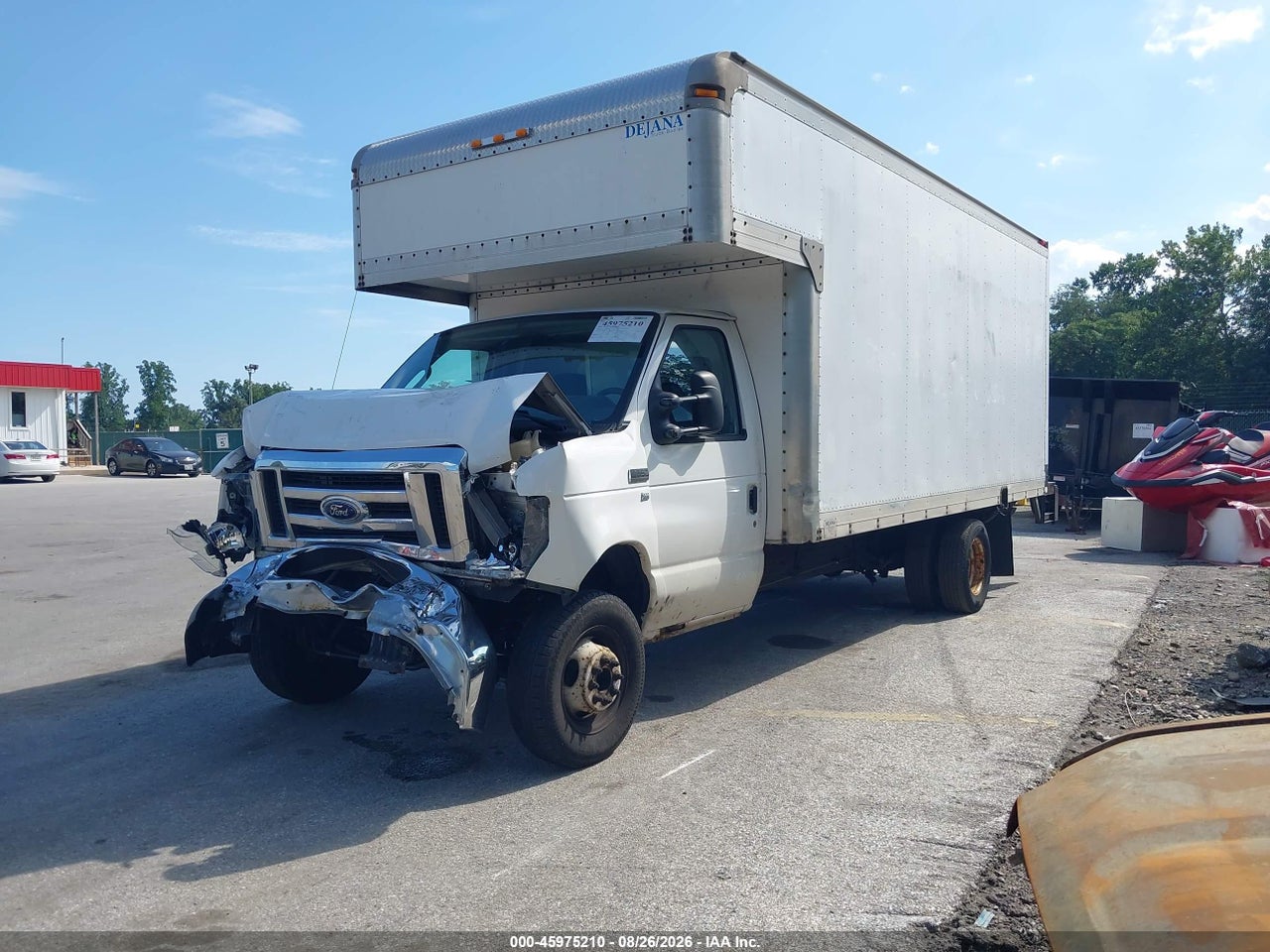 2010 FORD E-350 CUTAWAY · 2/4