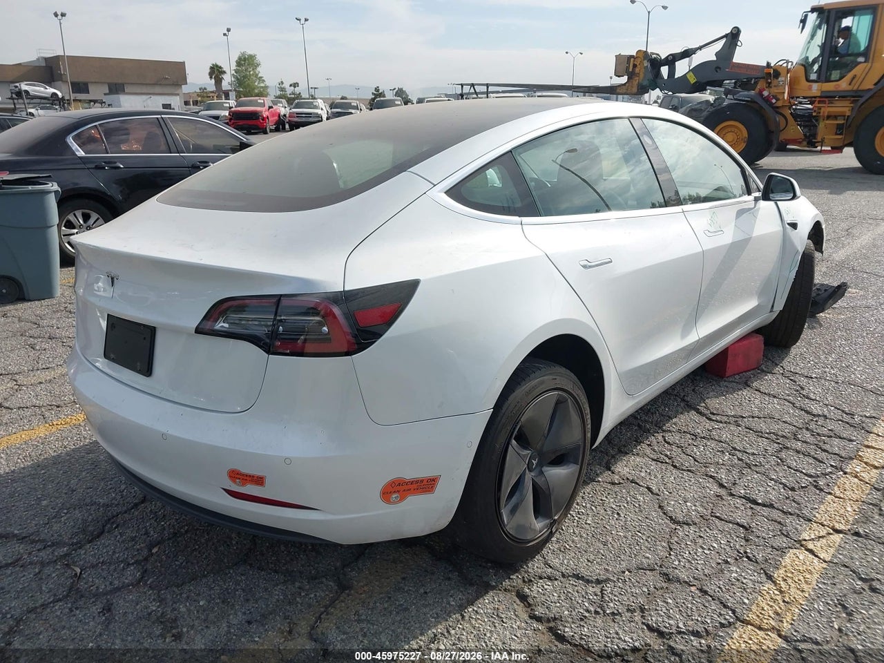 2020 TESLA MODEL 3 STANDARD RANGE PLUS REAR-WHEEL DRIVE/STANDARD RANGE REAR-WHEEL DRIVE · 4/10
