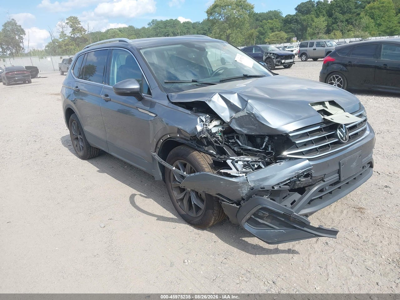 3VV2B7AX4NM****** · 2022 VOLKSWAGEN TIGUAN 2.0T SE