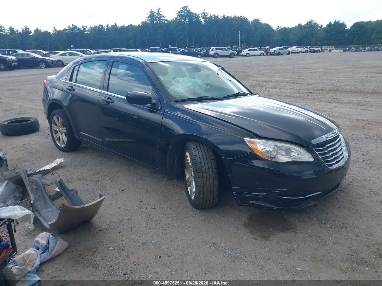 2013 CHRYSLER 200 LX