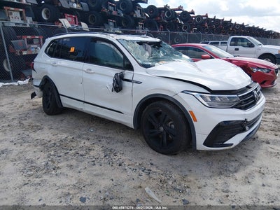 3VVCB7AX8P****** · 2023 VOLKSWAGEN TIGUAN SE R-LINE BLACK