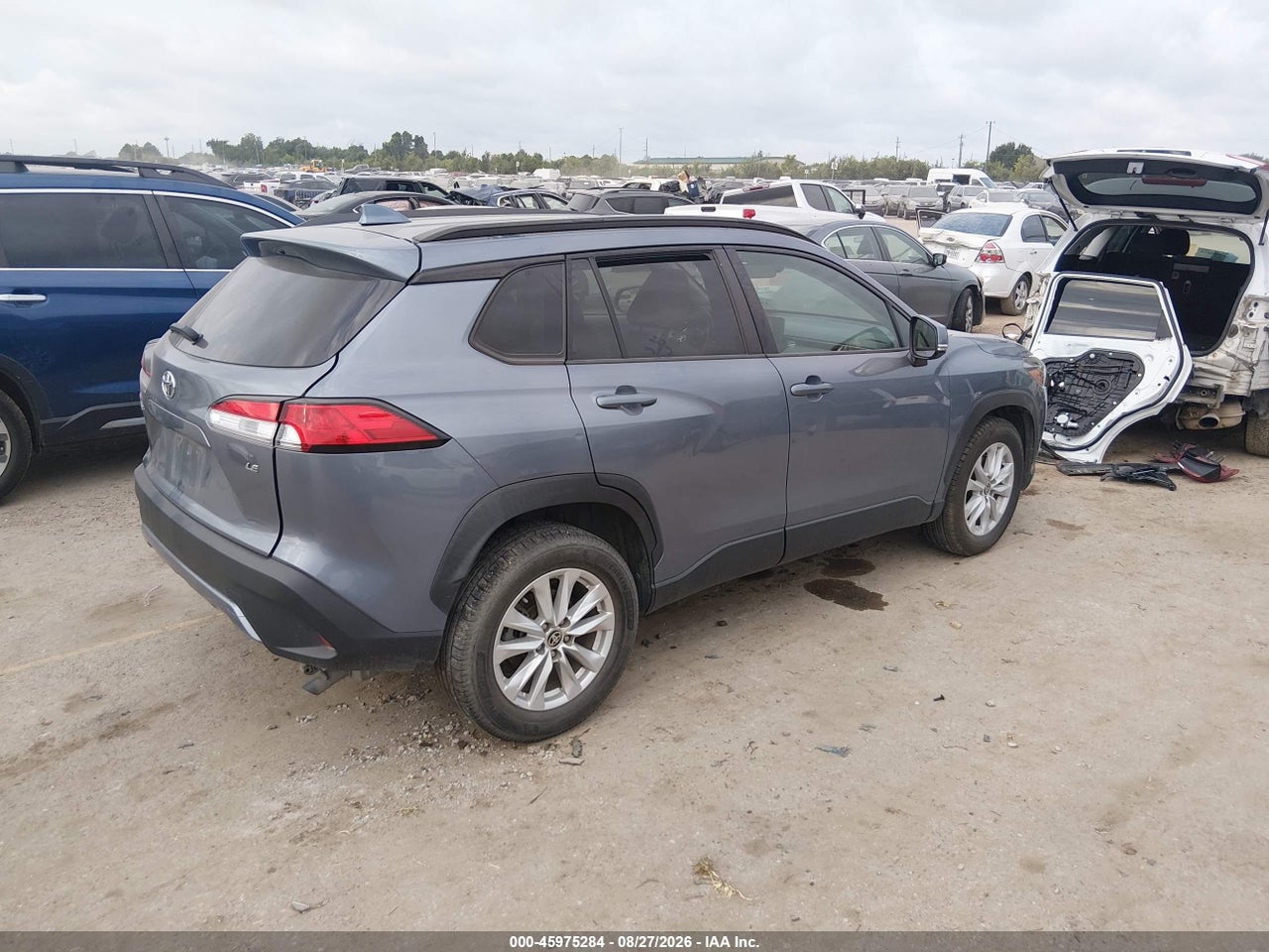 2022 TOYOTA COROLLA CROSS LE · 4/10