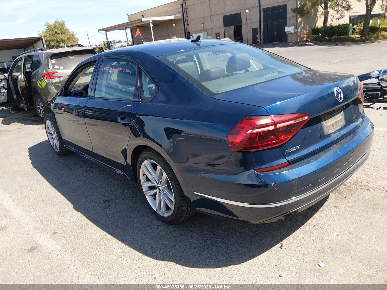 2019 VOLKSWAGEN PASSAT 2.0T WOLFSBURG EDITION · 3/11